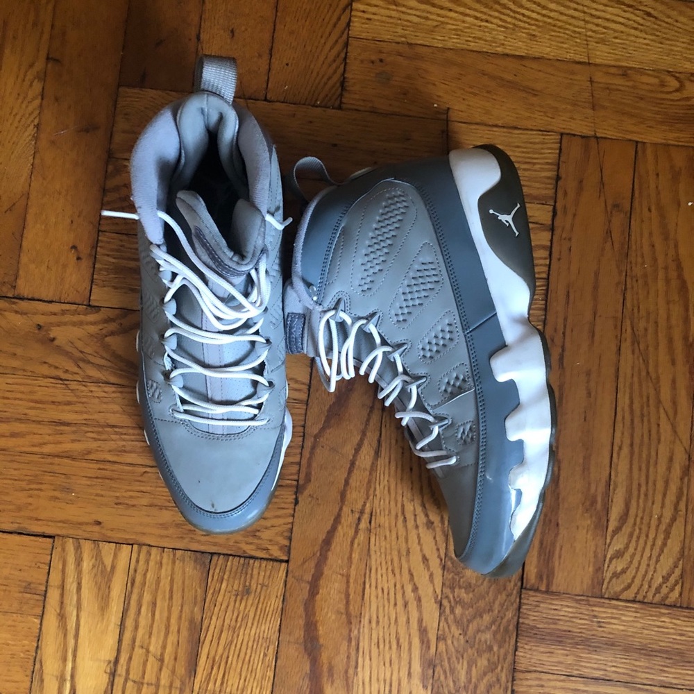2012 Air Jordan 9 (Cool Grey) Size 9.5